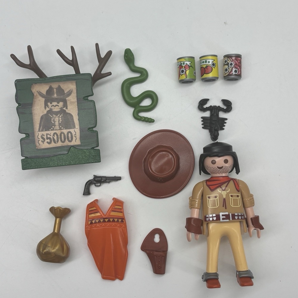 Playmobil 9083 Cowboy with Wanted Poster Building Set Complete